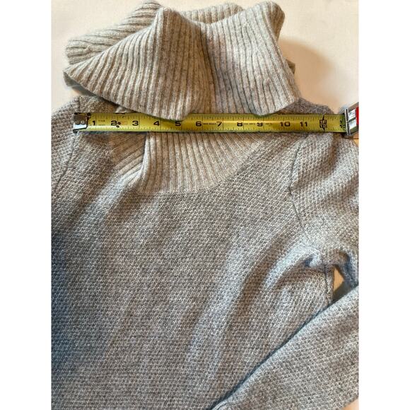 Cynthia Rowley Lambswool Sweater Dress Women’s S Gray Cowl Neck Long Sleeve Cozy - Picture 5 of 10